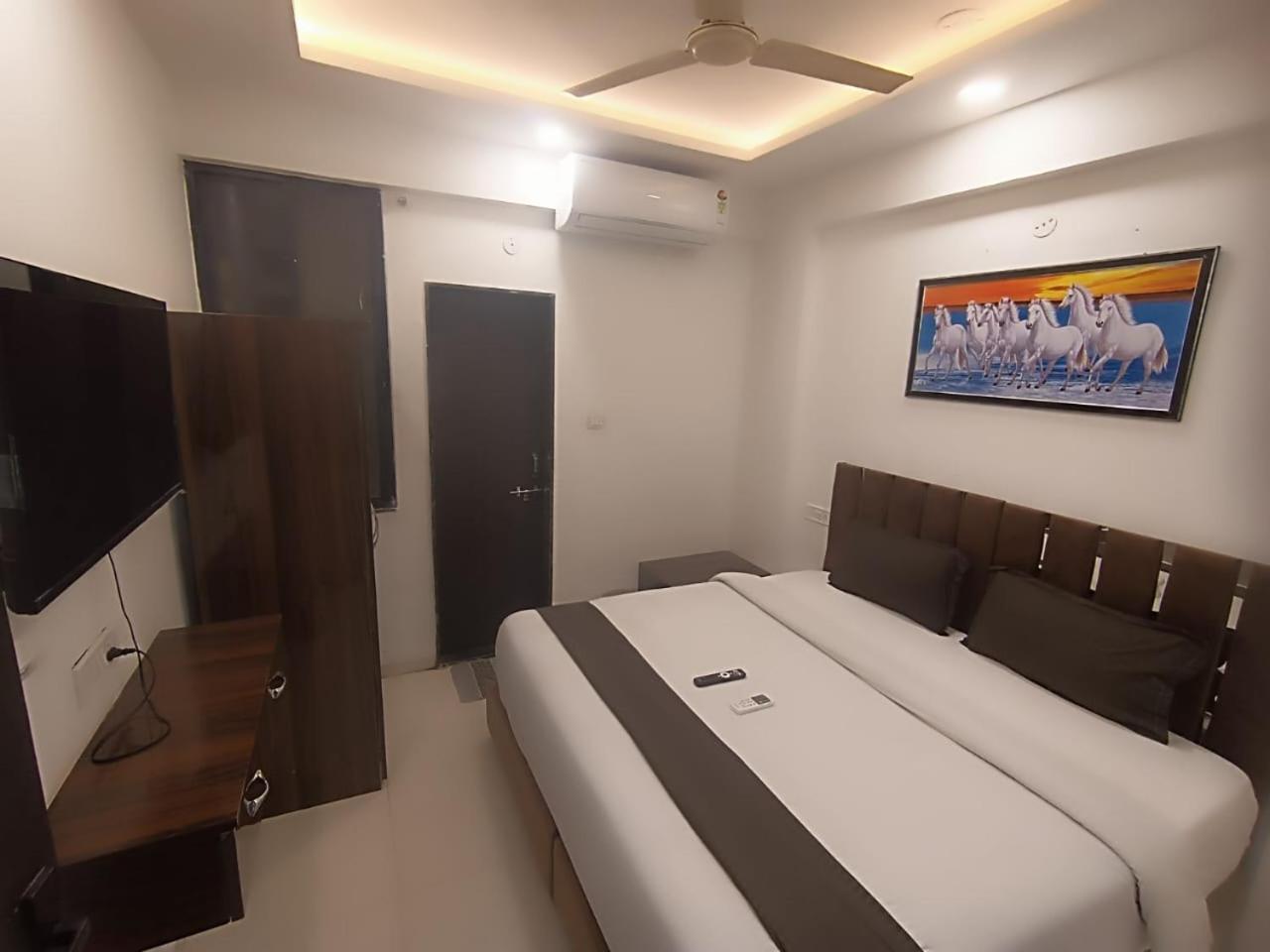 Hotel Kiwi Inn Vijaynagar Scheme 78 Ιντόρ Εξωτερικό φωτογραφία