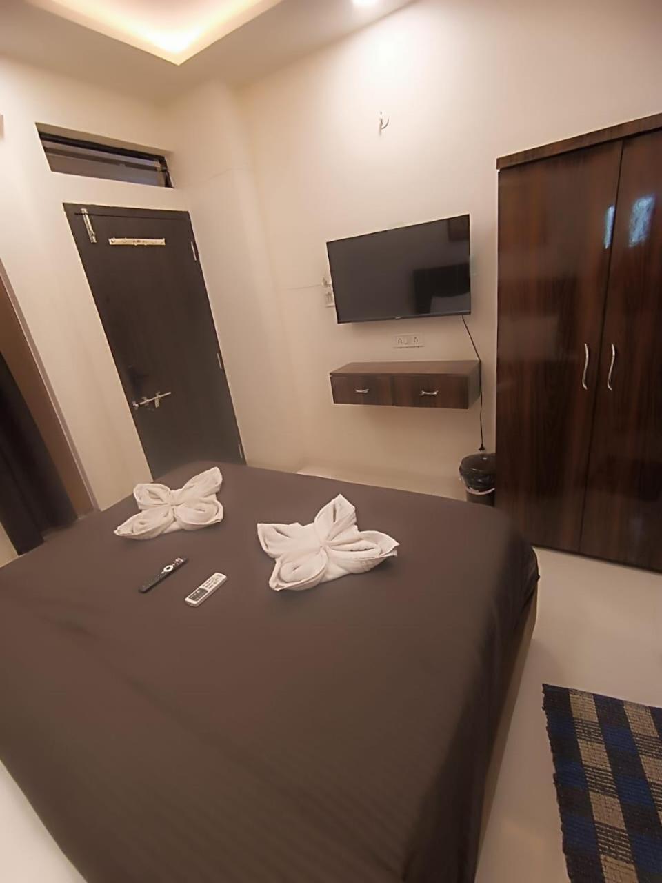 Hotel Kiwi Inn Vijaynagar Scheme 78 Ιντόρ Εξωτερικό φωτογραφία