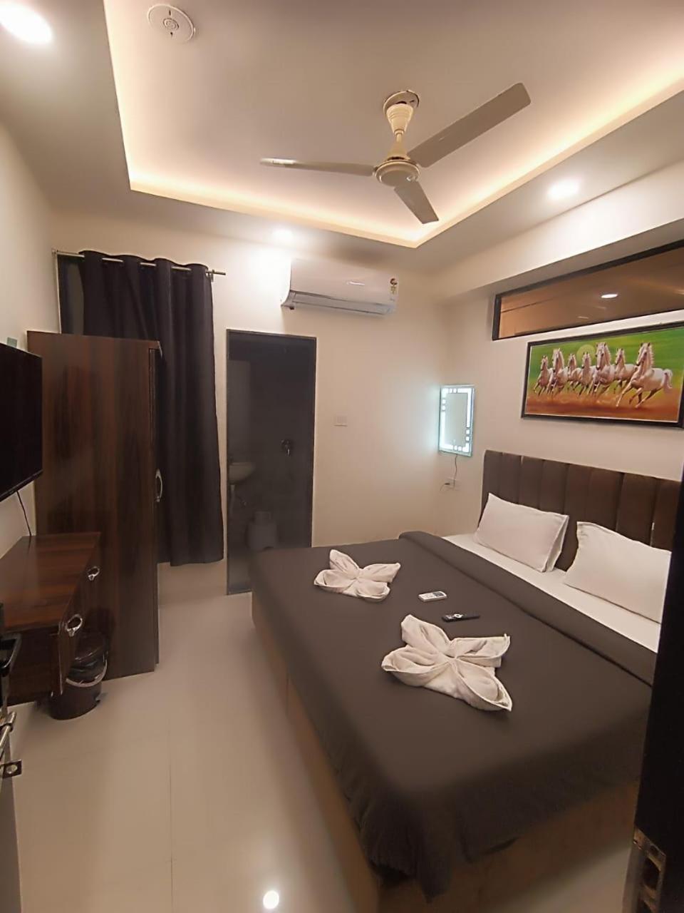 Hotel Kiwi Inn Vijaynagar Scheme 78 Ιντόρ Εξωτερικό φωτογραφία